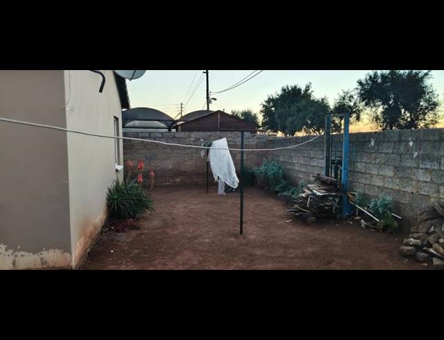 3 BEDROOM HOUSE FOR SALE IN PROTEA GLEN EXT